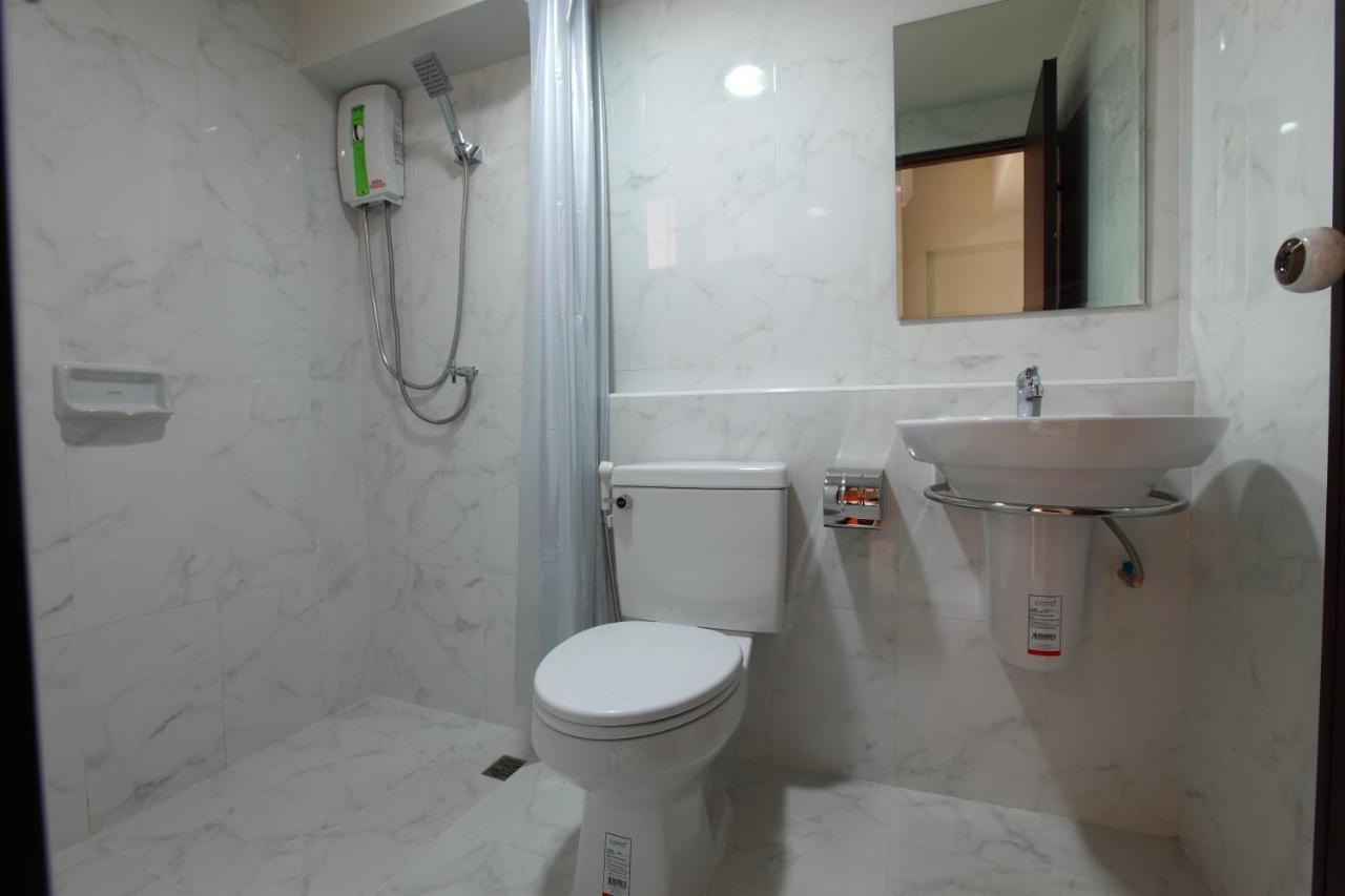 Rattanasook Residence Bangkok Extérieur photo
